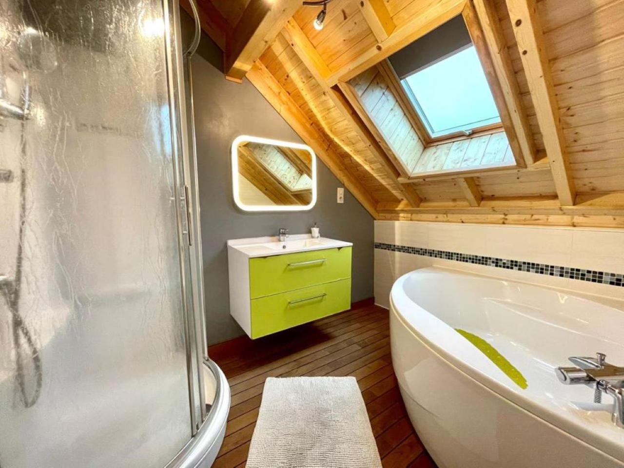 Gite De Mortagne, Chalet Avec Piscine - By Primo C0Nciergerie Gigny-sur-Saone Eksteriør bilde