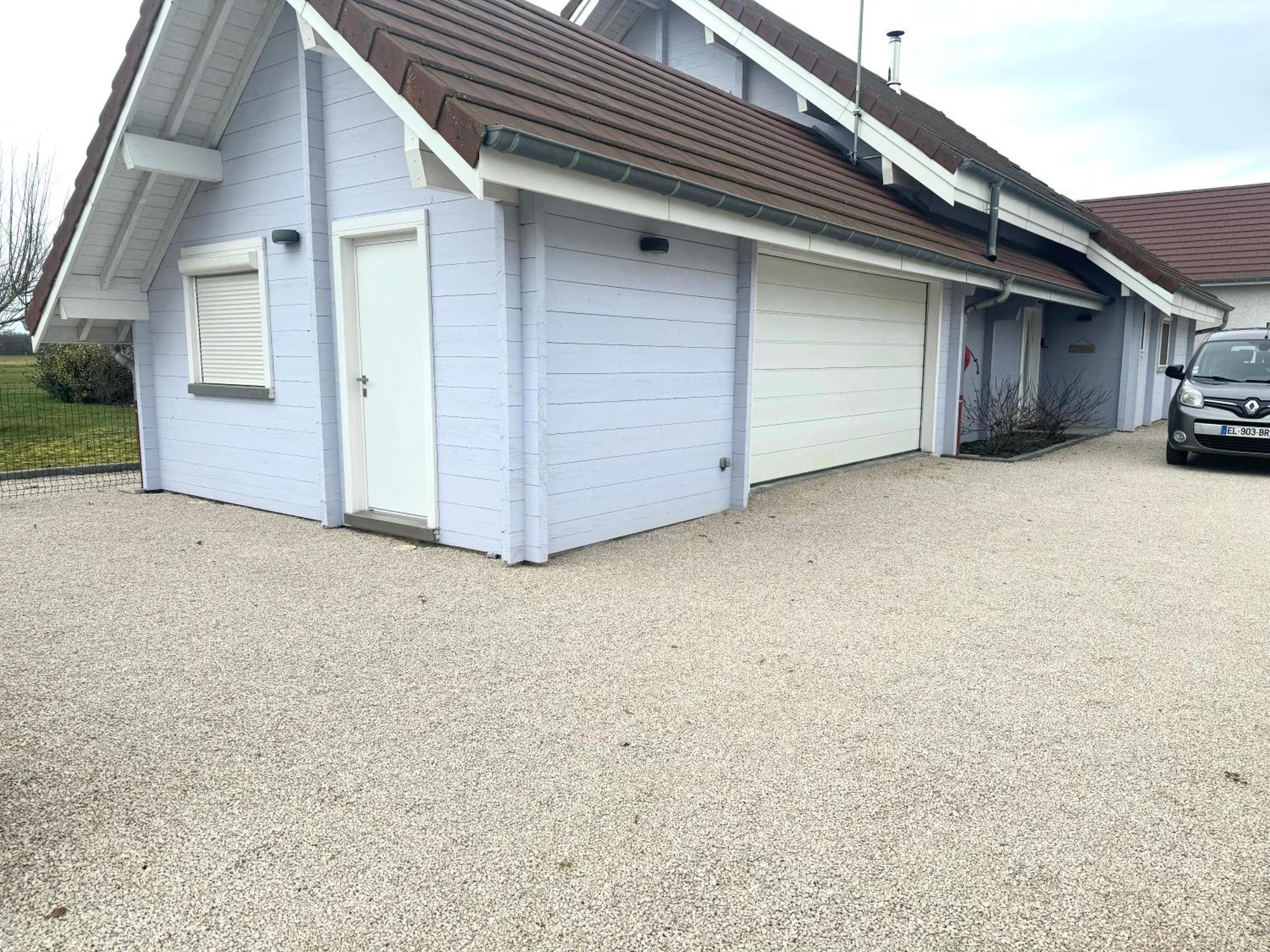 Gite De Mortagne, Chalet Avec Piscine - By Primo C0Nciergerie Gigny-sur-Saone Eksteriør bilde
